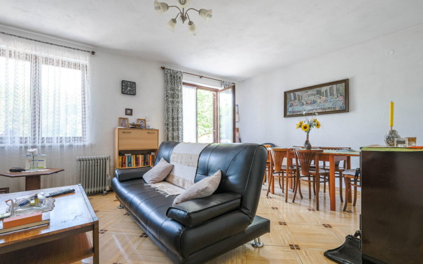 House with a garden in Luštica – 250 meters from the sea