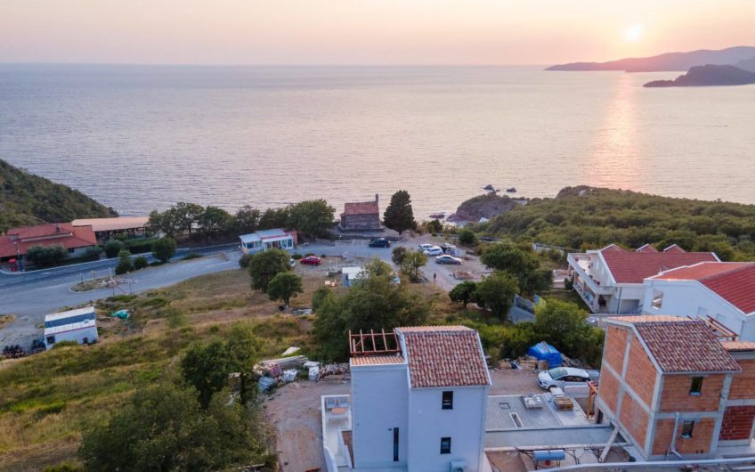 Budva Blizikuce – villa with pool and sea view