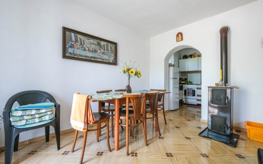 House with a garden in Luštica – 250 meters from the sea