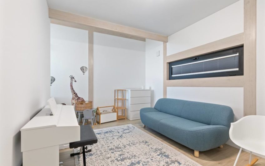 House for sale in a cottage community in Tivat – Mrcevac