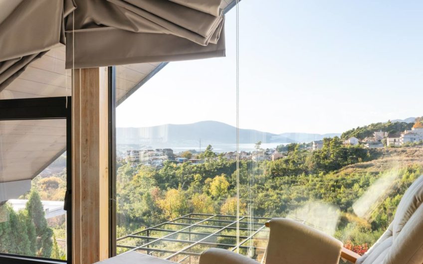 House for sale in a cottage community in Tivat – Mrcevac
