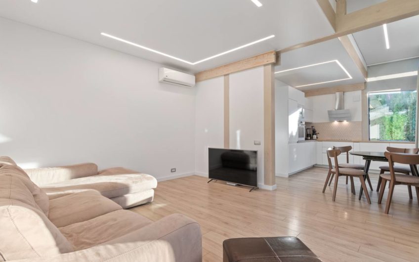 House for sale in a cottage community in Tivat – Mrcevac
