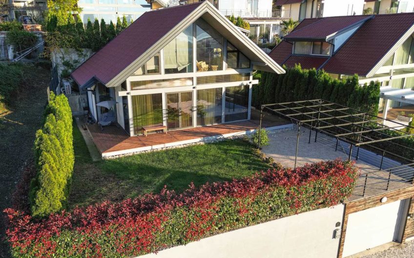 House for sale in a cottage community in Tivat – Mrcevac