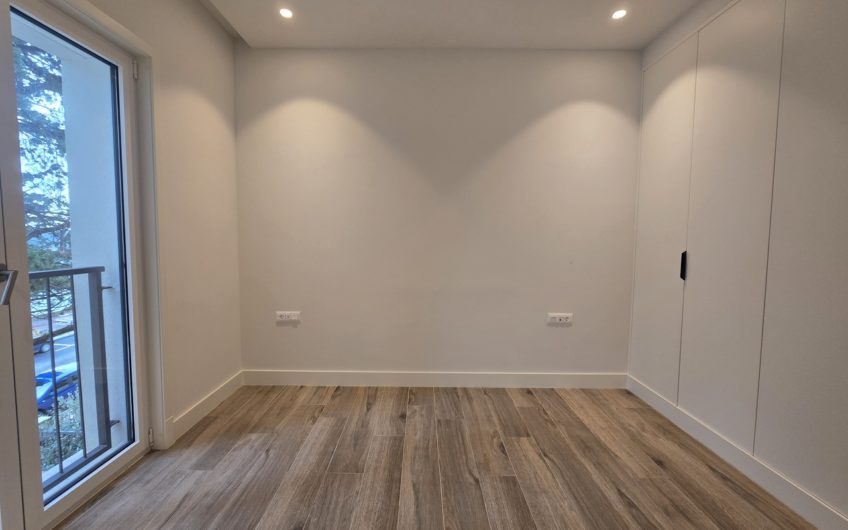 Lustica Centrale — New one-bedroom apartment in a block with a pool — €425,000