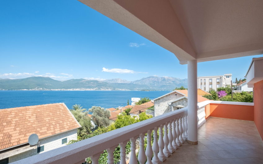 Cozy house by the sea in Luštica – 20 minutes from Tivat