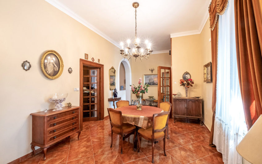 Waterfront Villa in Risan – Center