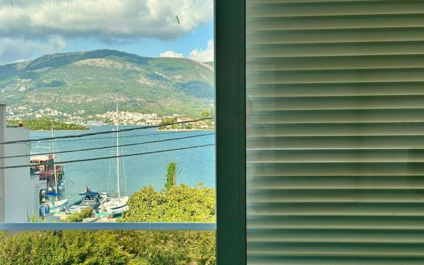 Lustica — Duplex Apartment on the Waterfront