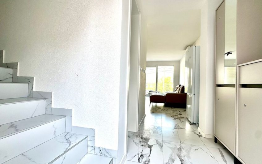 Lustica — Duplex Apartment on the Waterfront