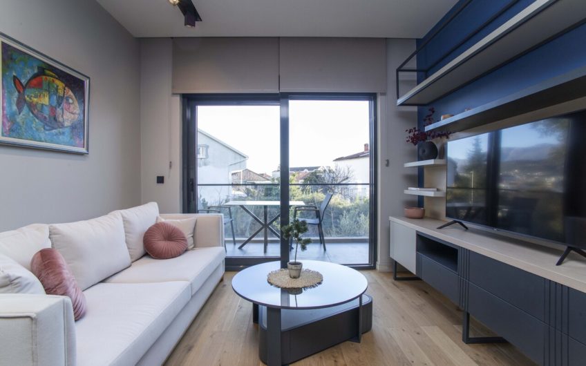 Seaside apartment in Donji Lastva in a modern building with an elevator – investment opportunity