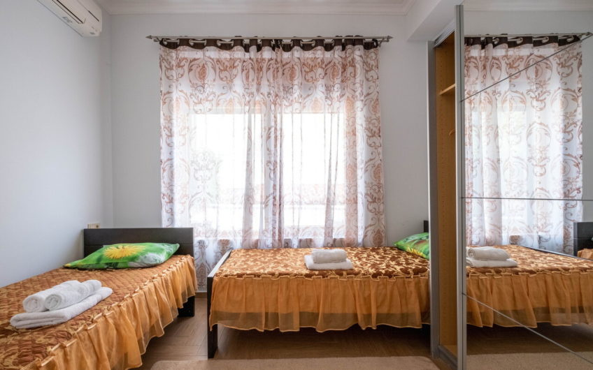2-bedroom apartment in a private complex by the sea – Orahovac