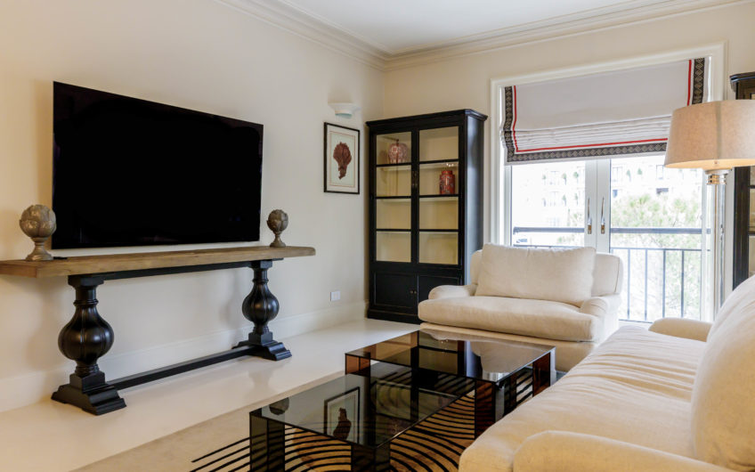 Porto Montenegro – Designer Apartment 140 sq m in Ozana Residence