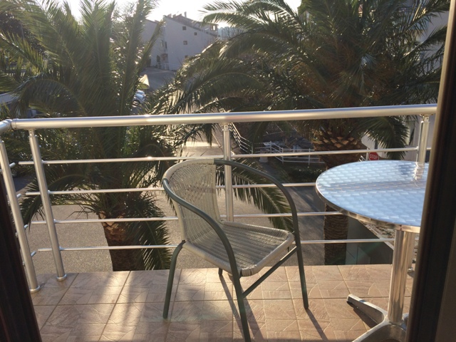 A three-story house in Becici is for sale – 7 apartments.