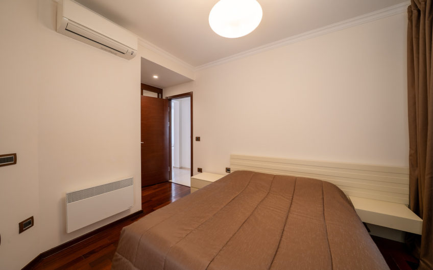 Two-bedroom apartment above the beach Lučice – Petrovac