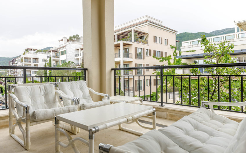 Porto Montenegro – Designer Apartment 140 sq m in Ozana Residence