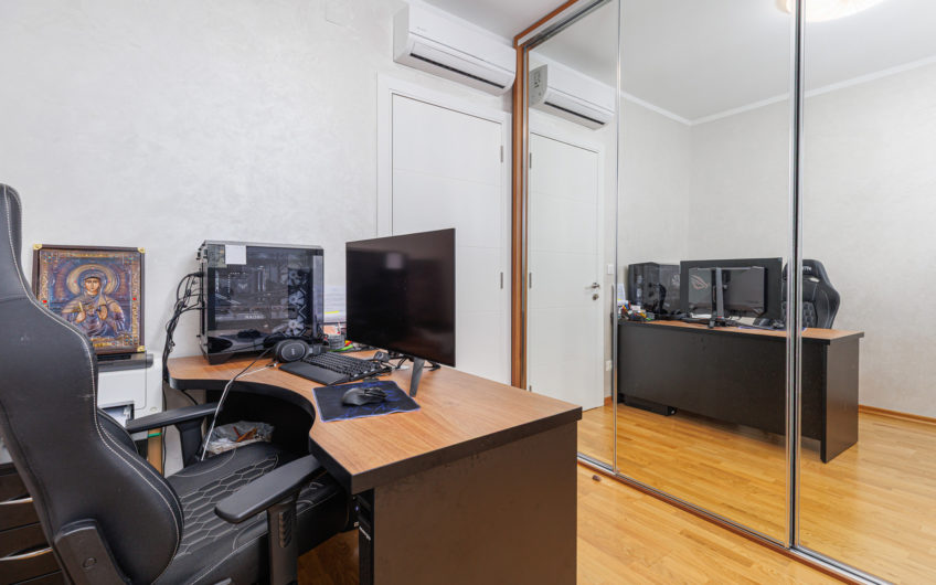 Luxury Penthouse with Roof Terrace and Garage Space – Becici