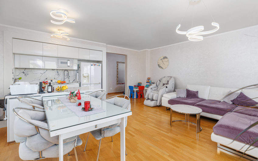 Luxury Penthouse with Roof Terrace and Garage Space – Becici