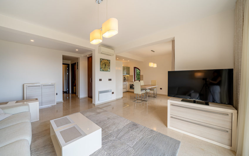 Two-bedroom apartment above the beach Lučice – Petrovac