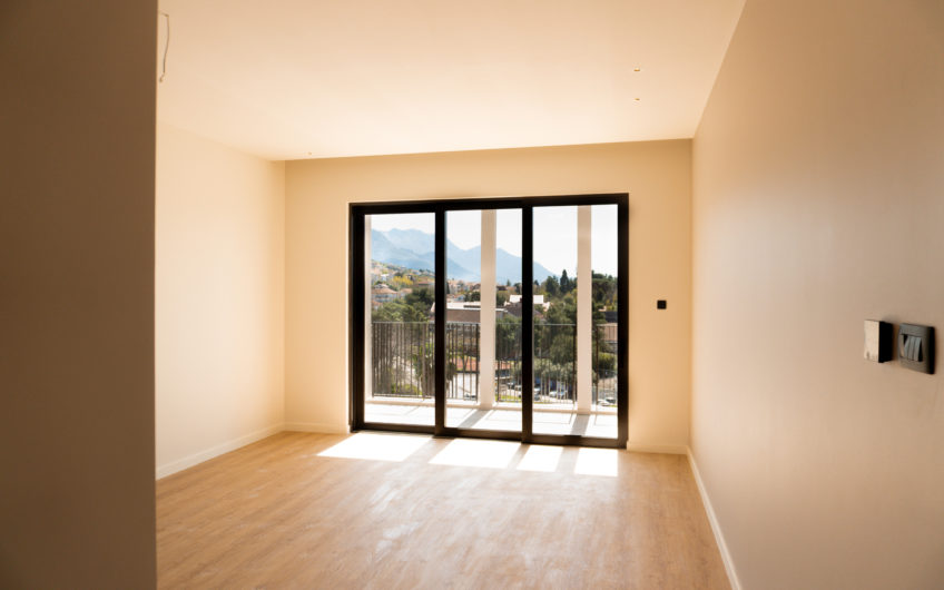 Two-bedroom apartment in the Boka Place complex, Porto Montenegro — 88.8 sq m