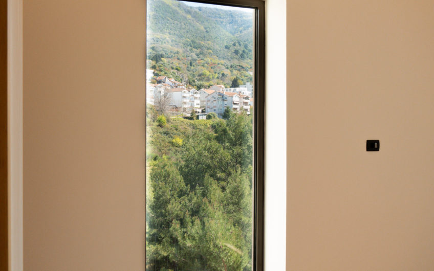Two-bedroom apartment in the Boka Place complex, Porto Montenegro — 88.8 sq m