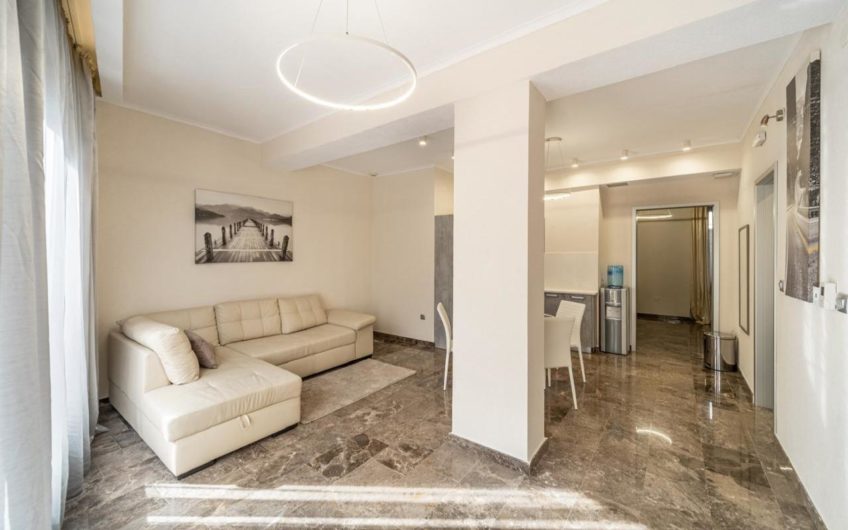 Luxury mini-hotel in Boka Kotorska – second row to the sea