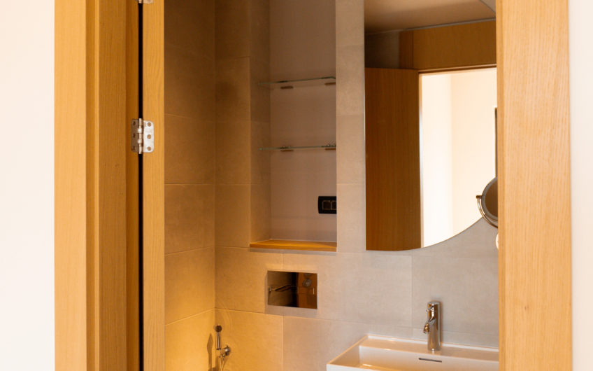 Two-bedroom apartment in the Boka Place complex, Porto Montenegro — 88.8 sq m