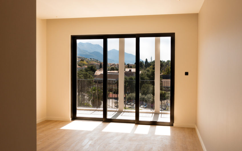 Two-bedroom apartment in the Boka Place complex, Porto Montenegro — 88.8 sq m