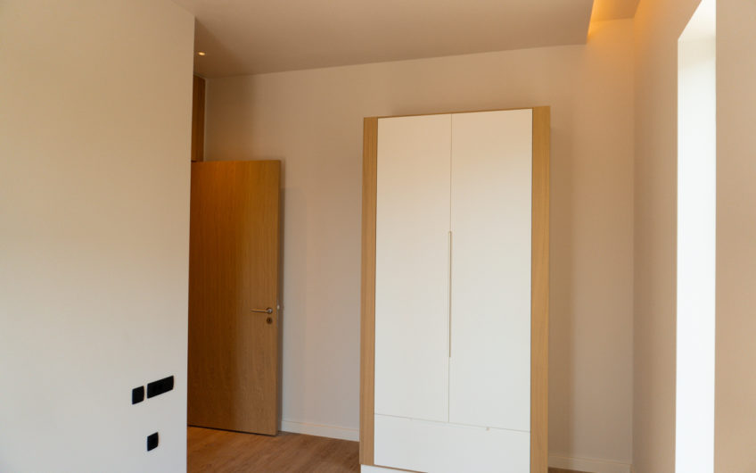Two-bedroom apartment in the Boka Place complex, Porto Montenegro — 88.8 sq m