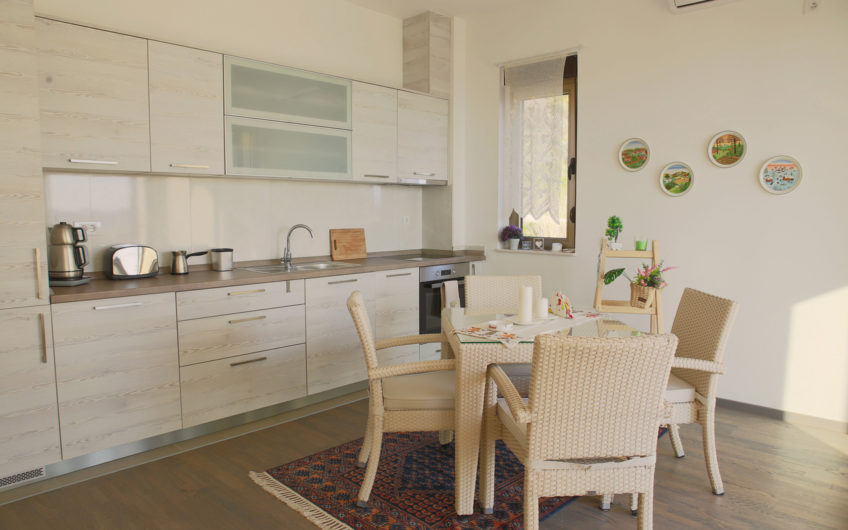 Two-bedroom apartment in a building with a pool – Tivat, Mažina – 73 m2