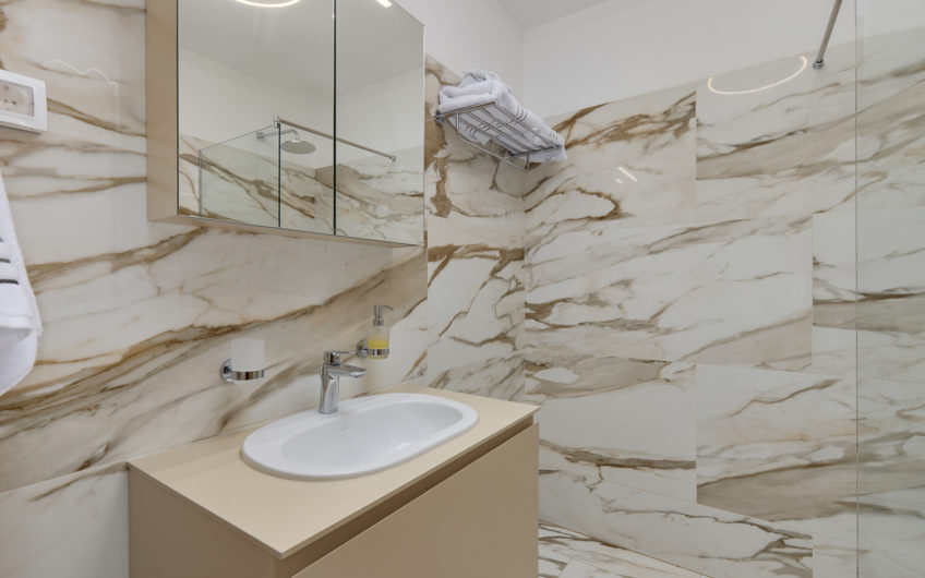 Three-bedroom apartment for sale in Dobrota