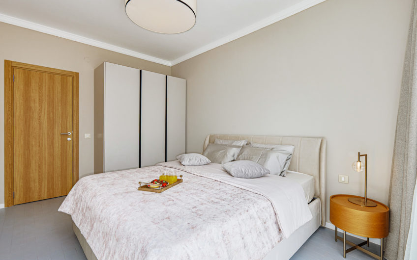 Three-bedroom apartment for sale in Dobrota