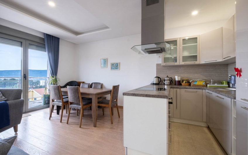Two-bedroom apartment with panoramic sea views and a large terrace in Tivat