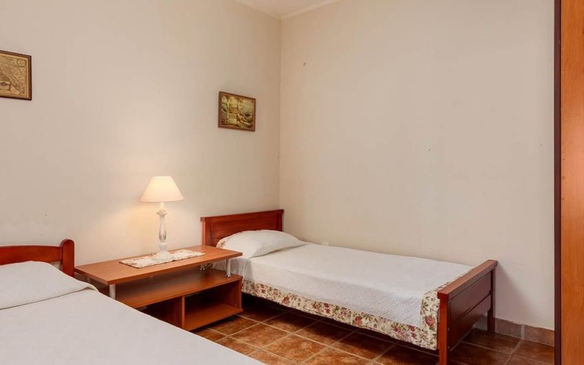 The only two-bedroom apartment in a complex with pool in Kostanjica