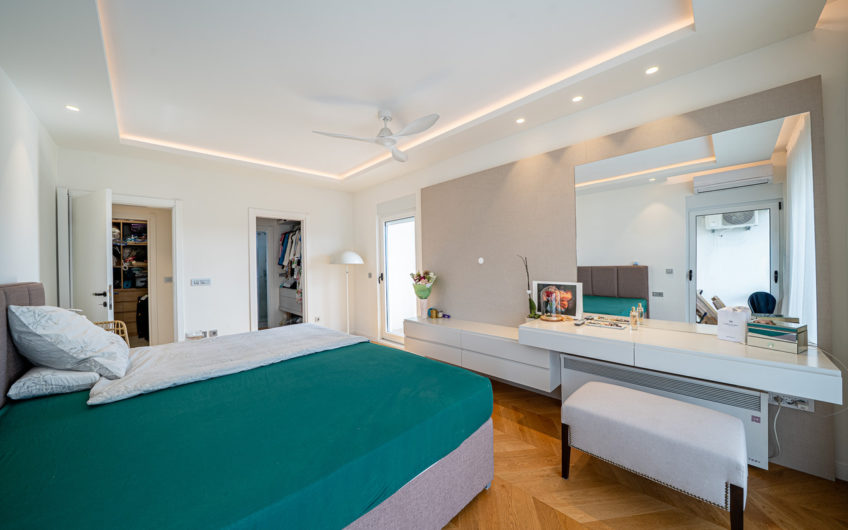 Designer 2-bedroom apartment in Tivat – close to the center