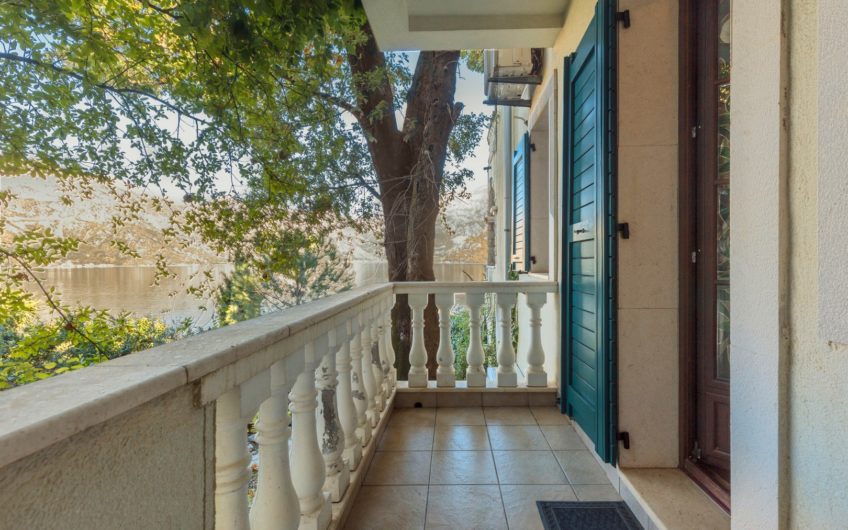The only two-bedroom apartment in a complex with pool in Kostanjica