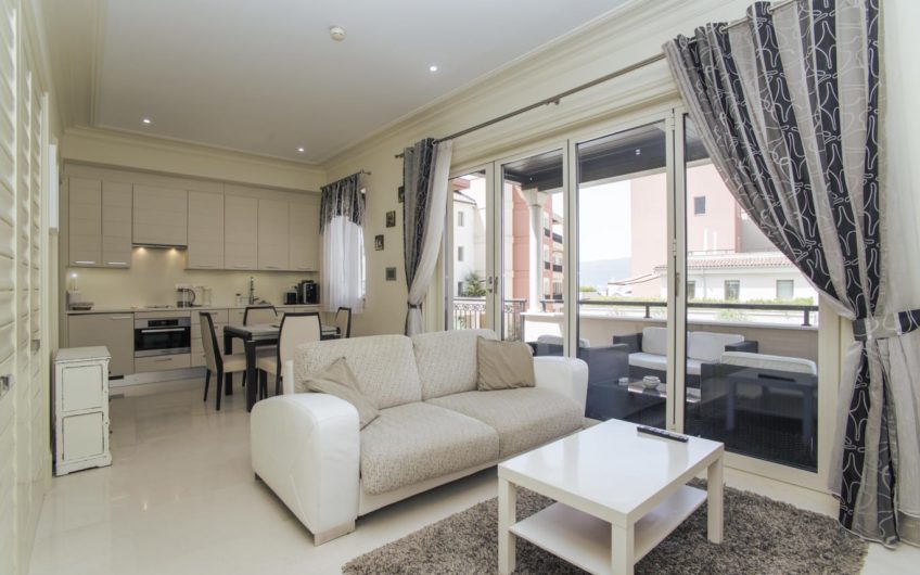 Exclusive property in Porto Montenegro – one-bedroom apartment with garage