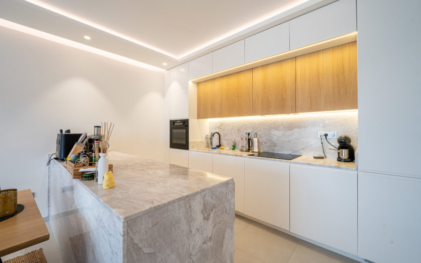 Designer 2-bedroom apartment in Tivat – close to the center
