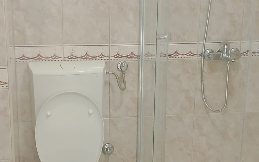 Kumbor – one-bedroom apartment with sea views and a parking space