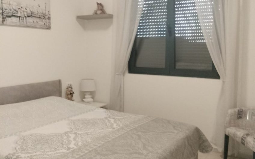 Dobrota – 2-bedroom apartment with garage