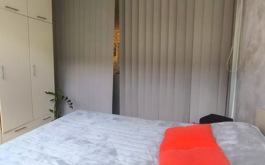 Two-bedroom apartment on the seafront in Dobrota