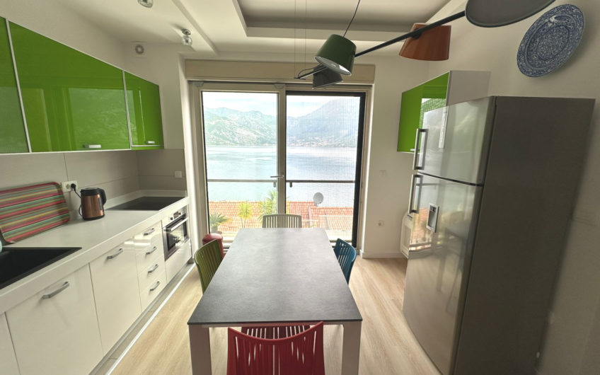 3-bedroom apartment in Kotor Bay – Kostanjica