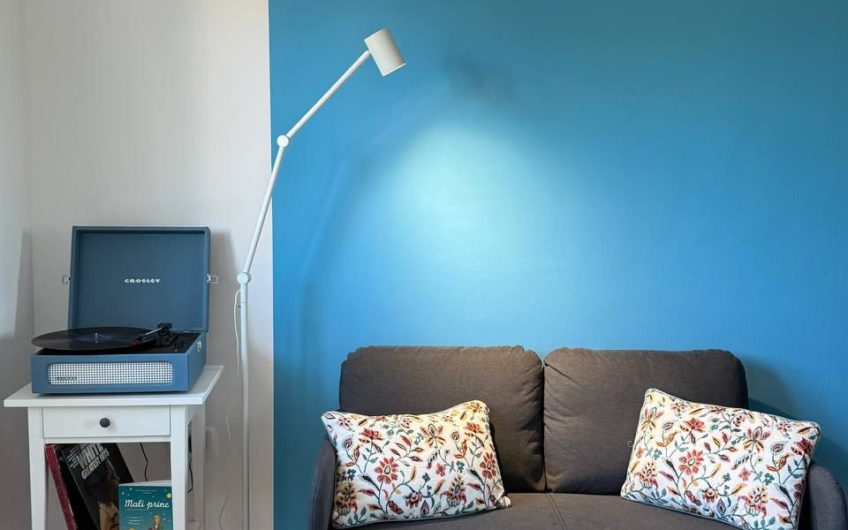 Spacious studio apartment with a parking – close to Tivat city center