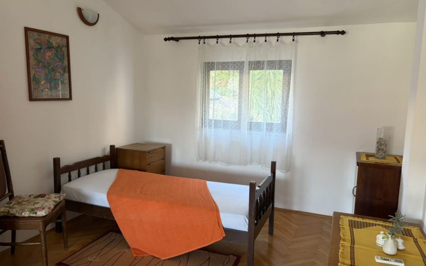 House for sale in Zelenika – suitable for a mini-hotel