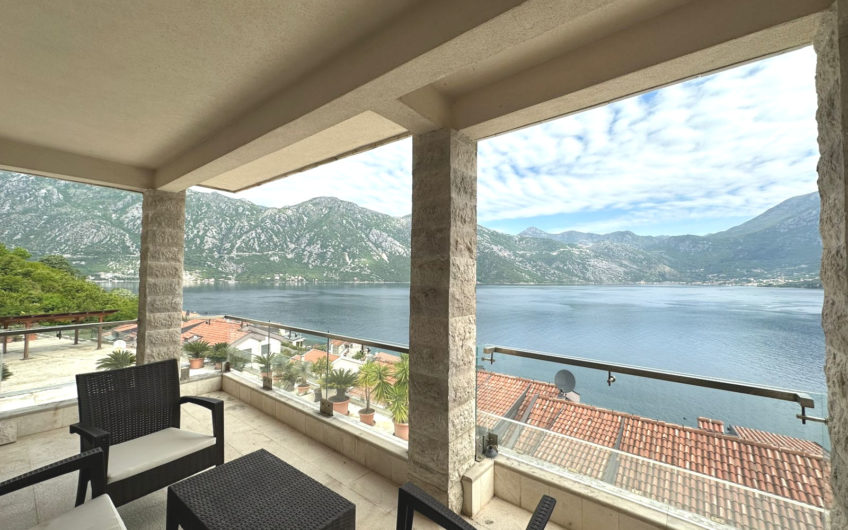 3-bedroom apartment in Kotor Bay – Kostanjica