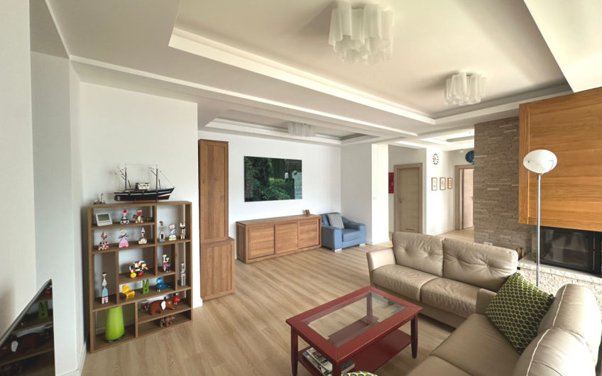 3-bedroom apartment in Kotor Bay – Kostanjica