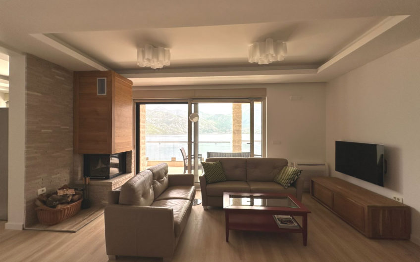 3-bedroom apartment in Kotor Bay – Kostanjica
