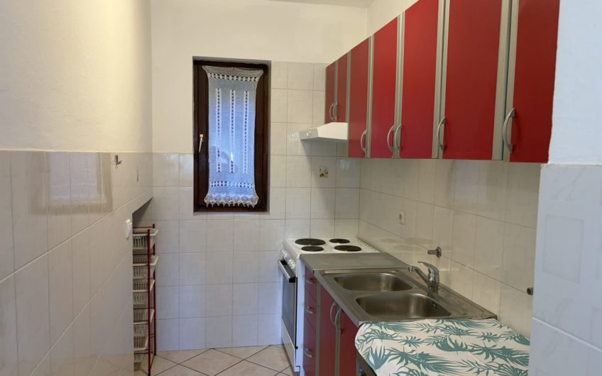 House for sale in Zelenika – suitable for a mini-hotel