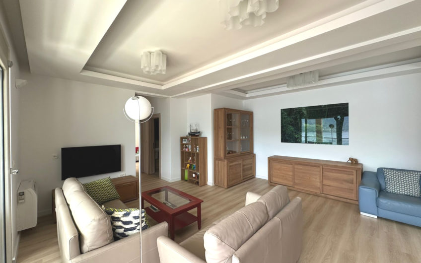 3-bedroom apartment in Kotor Bay – Kostanjica