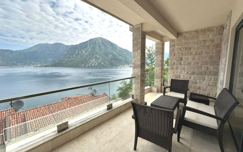 3-bedroom apartment in Kotor Bay – Kostanjica