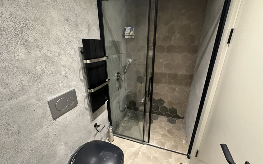 Modern two-bedroom apartment – 50 meters from the sea
