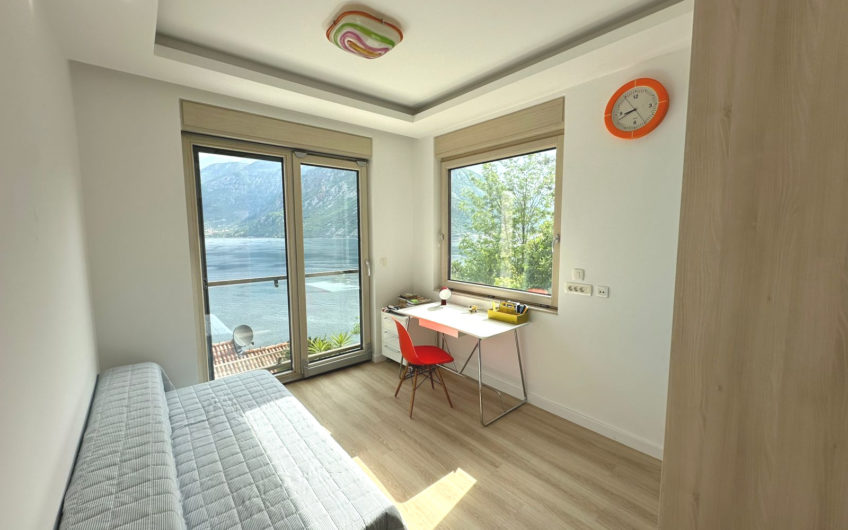 3-bedroom apartment in Kotor Bay – Kostanjica